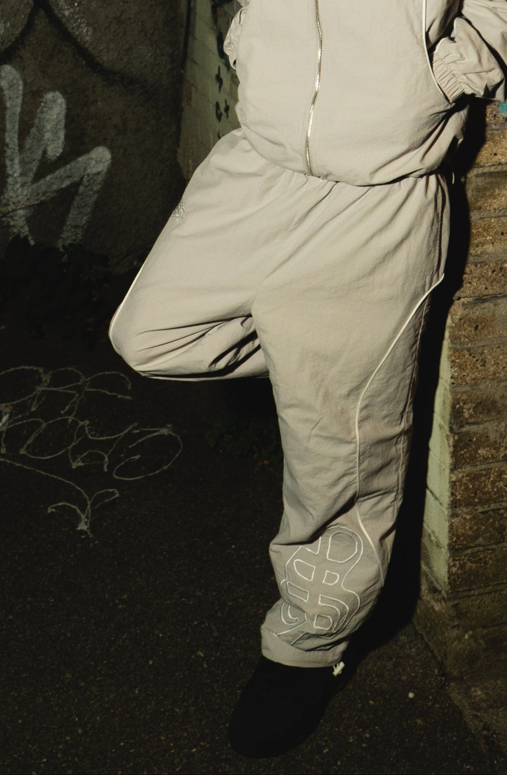 CND WATERPROOF GREY PANTS