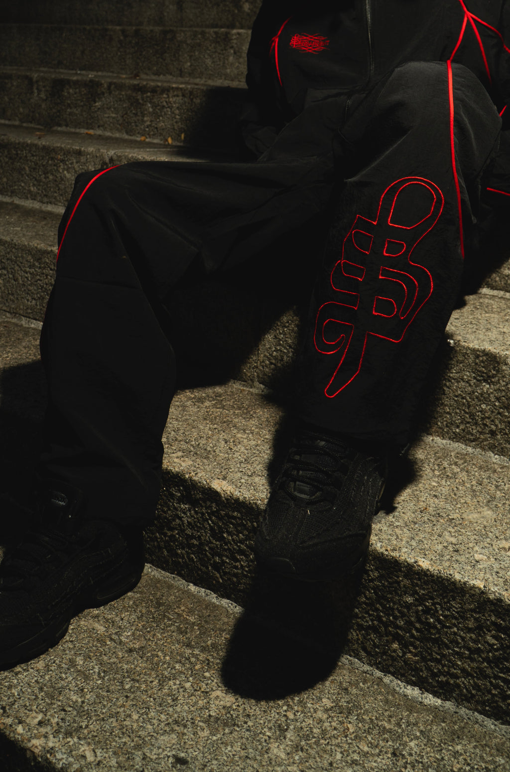 CND WATERPROOF BLACK PANTS